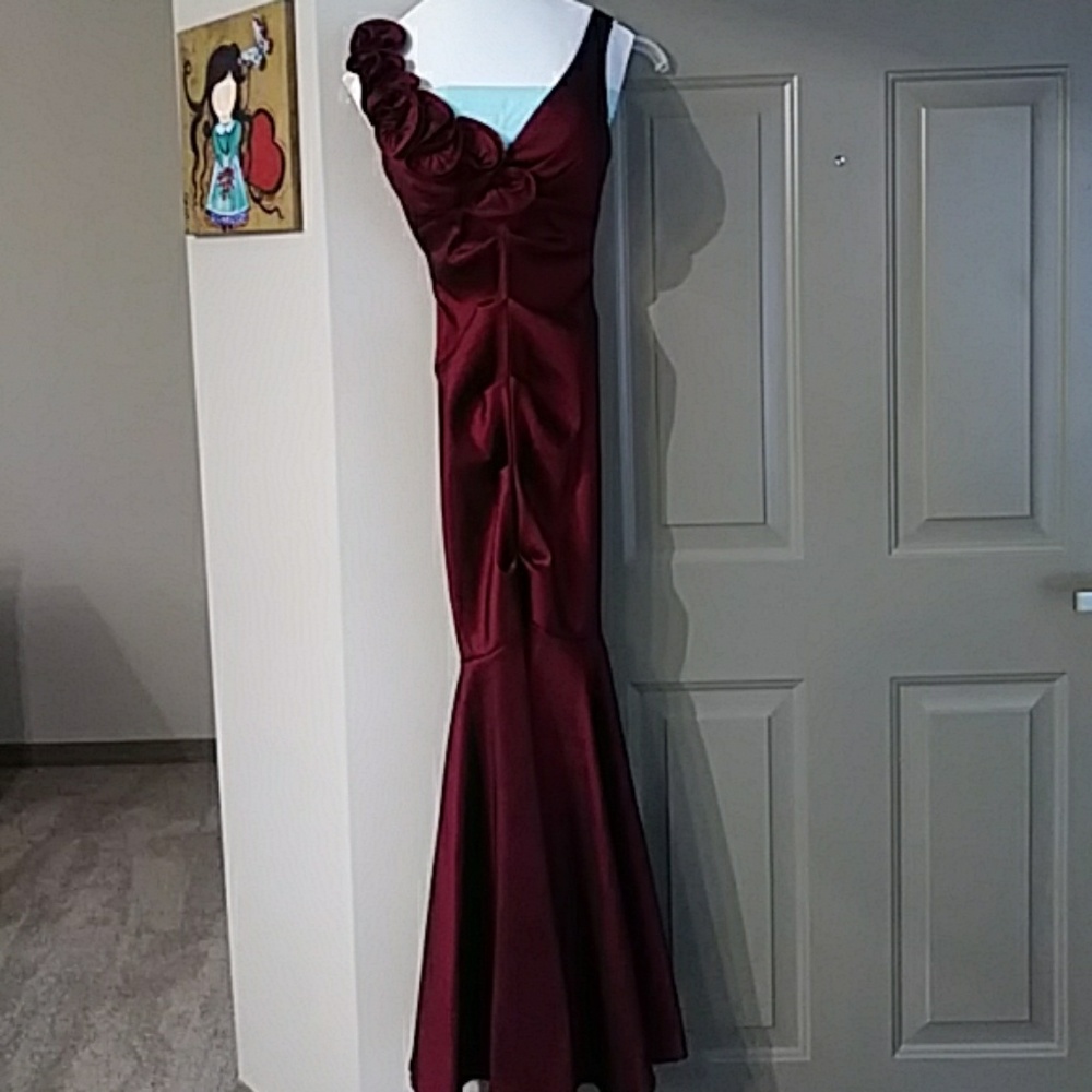 Taffeta gown